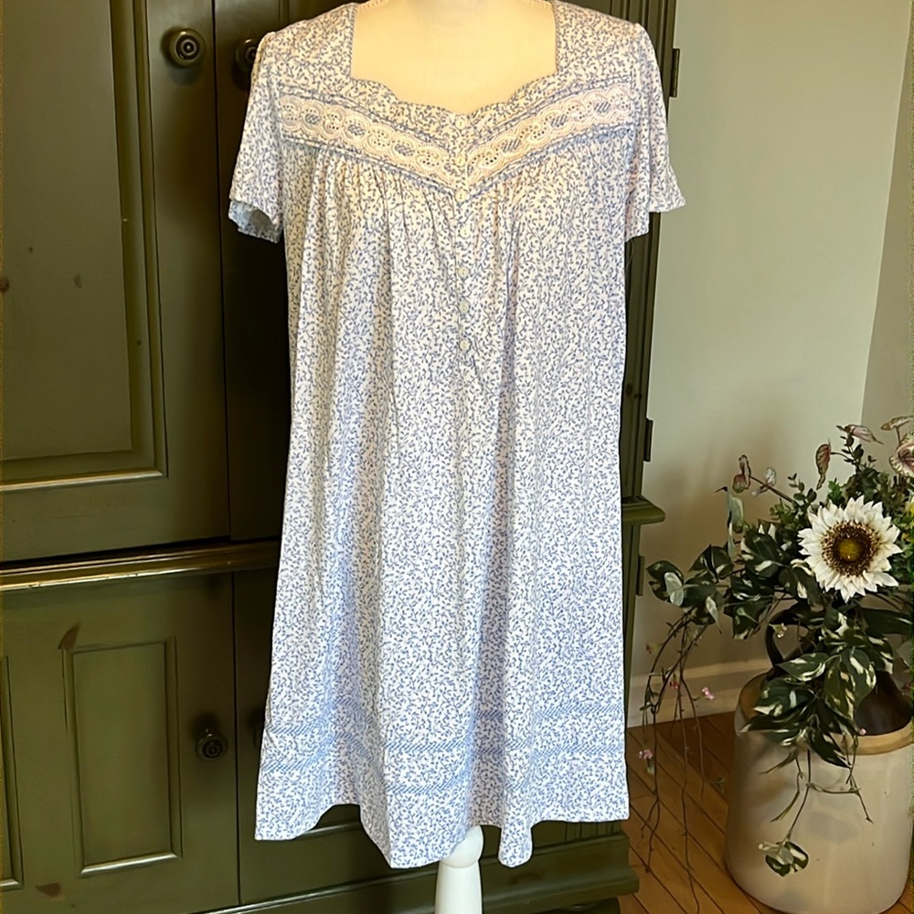 Aria NWT Short Sleeve Women’s Nightgown S